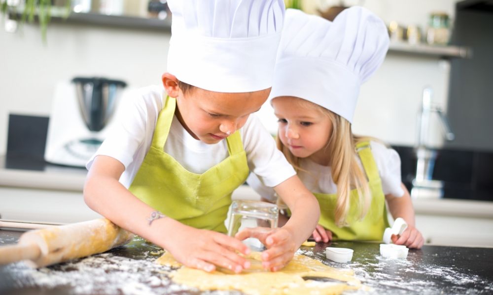 Reasons to Send Your Kid to a Summer Cooking Camp